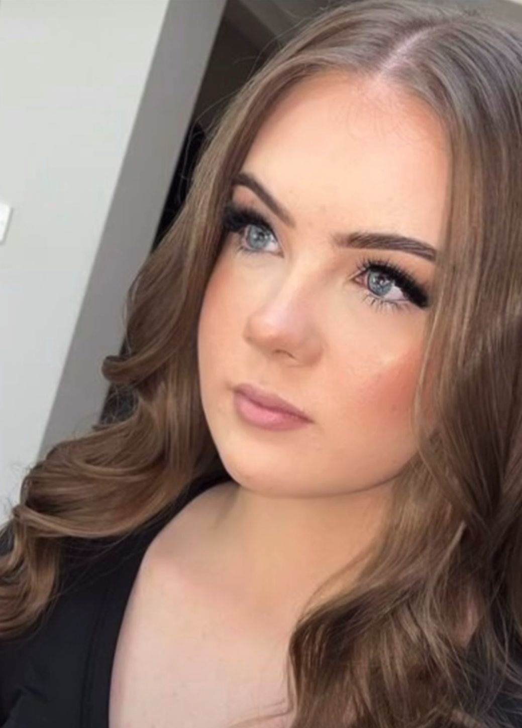 Prom makeup look by NaniKōkī